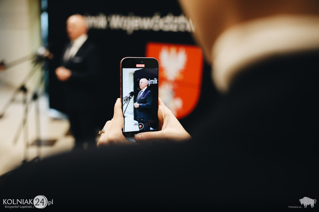 Przewodniczący sejmiku o...