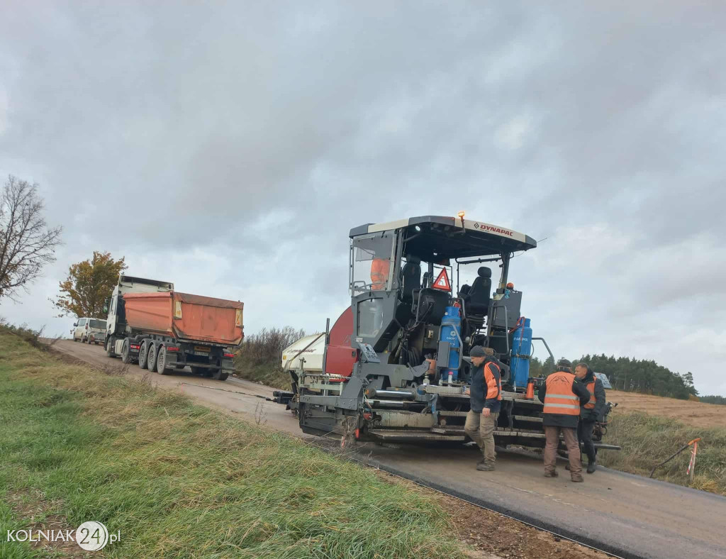 Przebudowa i rozbudowa drogi gminnej nr 104262B