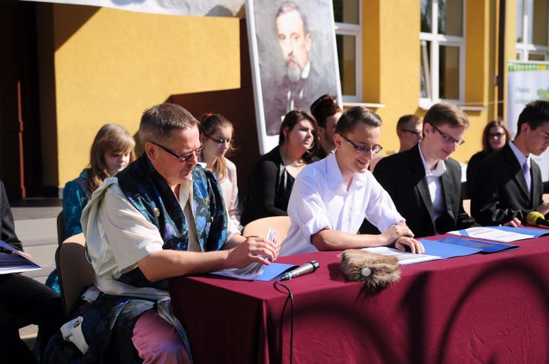 W tym roku pod młotek poszła Trylogia Henryka Sienkiewicza. W Kolnie czytano ?Potop?