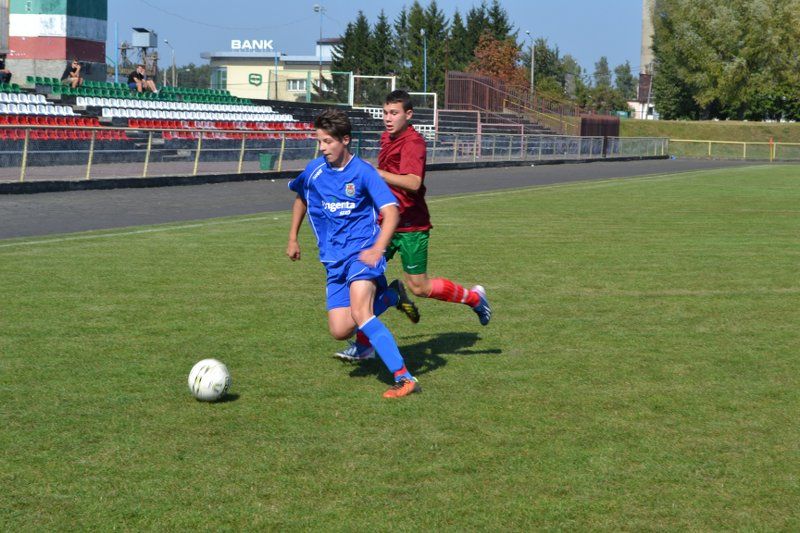 Juniorzy wygrywają. Grala jak Maradona
