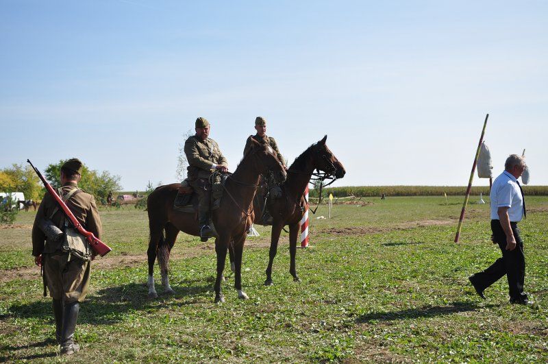 Grabowski Piknik Historyczno-Sportowy. Największą atrakcją była rekonstrukcja historyczna (obejrzyj zdjęcia)