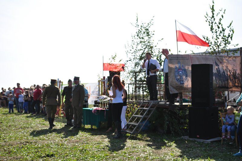 Grabowski Piknik Historyczno-Sportowy. Największą atrakcją była rekonstrukcja historyczna (obejrzyj zdjęcia)