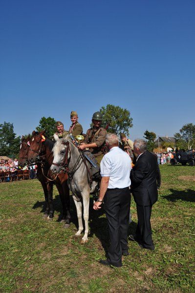 Grabowski Piknik Historyczno-Sportowy. Największą atrakcją była rekonstrukcja historyczna (obejrzyj zdjęcia)