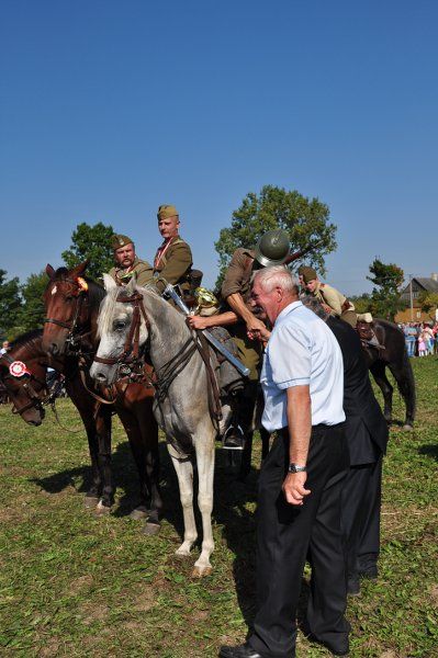 Grabowski Piknik Historyczno-Sportowy. Największą atrakcją była rekonstrukcja historyczna (obejrzyj zdjęcia)