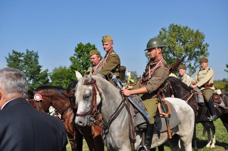Grabowski Piknik Historyczno-Sportowy. Największą atrakcją była rekonstrukcja historyczna (obejrzyj zdjęcia)