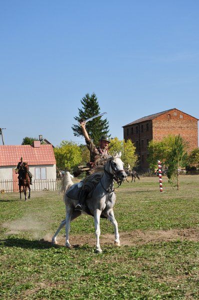 Grabowski Piknik Historyczno-Sportowy. Największą atrakcją była rekonstrukcja historyczna (obejrzyj zdjęcia)