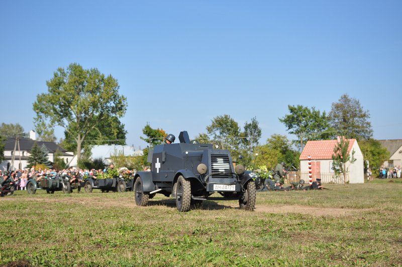 Grabowski Piknik Historyczno-Sportowy. Największą atrakcją była rekonstrukcja historyczna (obejrzyj zdjęcia)