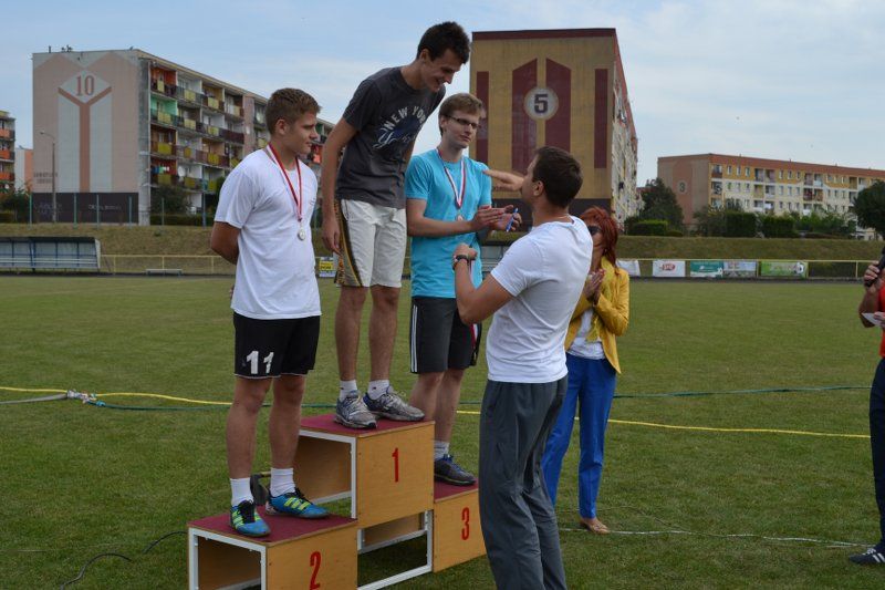 Od kilkunastu lat kolneński ?Ogólniak? organizuje ?Biegi Jesieni?. To dobra okazja do treningu przed zawodami w Koźle