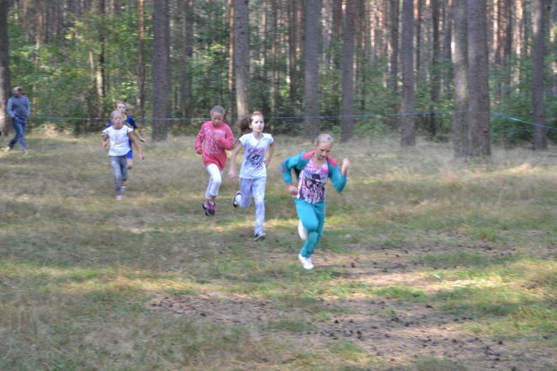 Kozioł: niesamowita walka młodych biegaczy