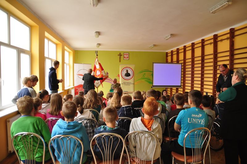 Opowiadał dzieciom o swoim zmarłym ojcu