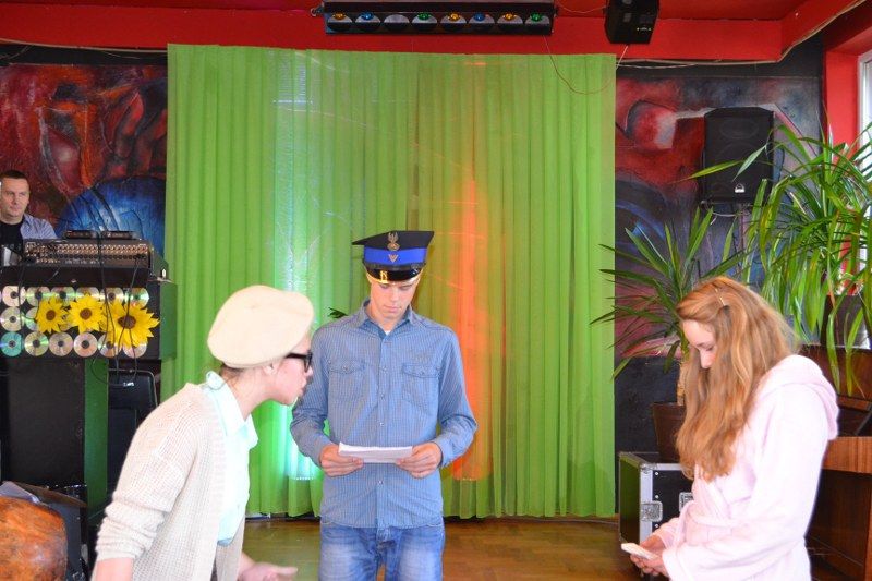 Znakomita impreza w domu kultury. Śmiechu było co niemiara