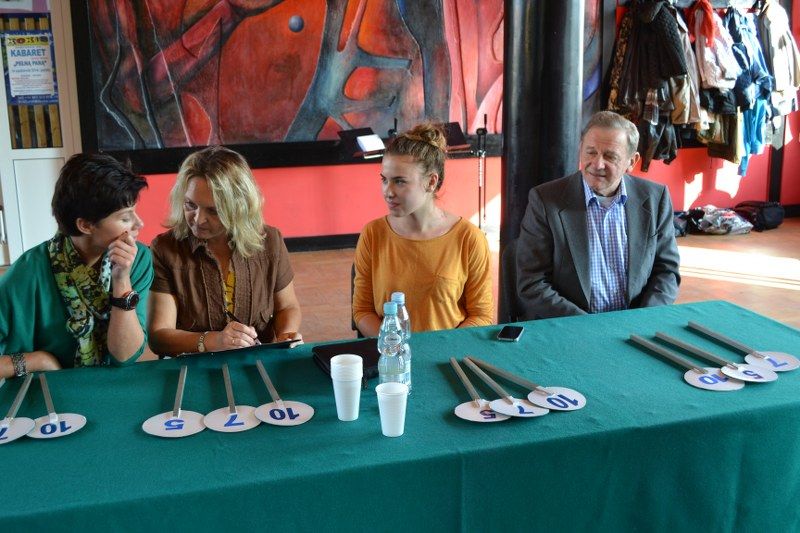 Znakomita impreza w domu kultury. Śmiechu było co niemiara
