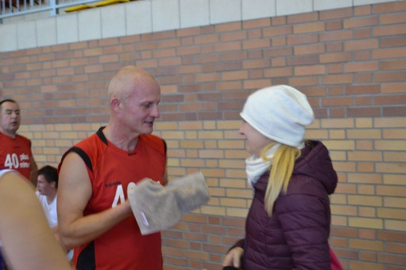 Puchar burmistrza powędrował do drużyny ?40 plus minus B?