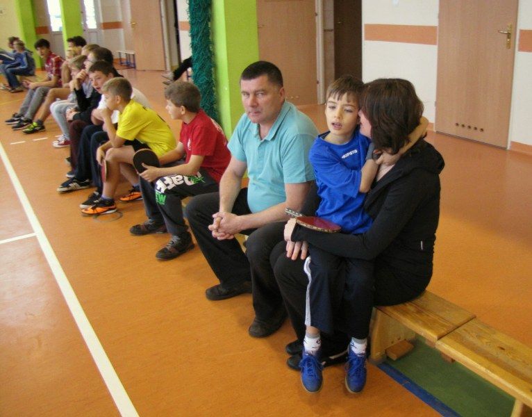 Wczoraj w Zabielu odbył się  IV Jesienny Turniej Tenisa Stołowego organizowany przez Uczniowski Klub Sportowy ?Sprint?