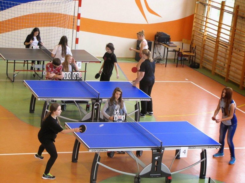 Wczoraj w Zabielu odbył się  IV Jesienny Turniej Tenisa Stołowego organizowany przez Uczniowski Klub Sportowy ?Sprint?