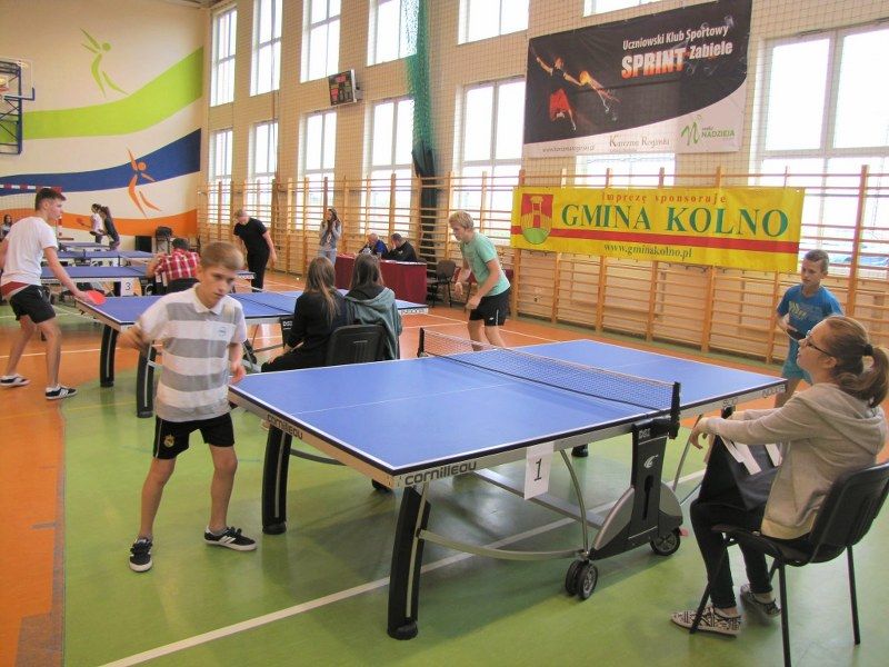 Wczoraj w Zabielu odbył się  IV Jesienny Turniej Tenisa Stołowego organizowany przez Uczniowski Klub Sportowy ?Sprint?