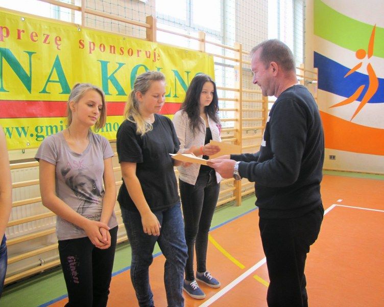 Wczoraj w Zabielu odbył się  IV Jesienny Turniej Tenisa Stołowego organizowany przez Uczniowski Klub Sportowy ?Sprint?