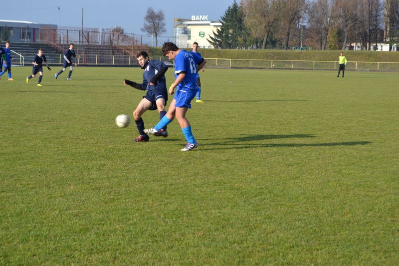 Wysokim zwycięstwem piłkarzy Orła Kolno w kategorii juniorów młodszych zakończył się niedzielny mecz ze Spartą Augustów