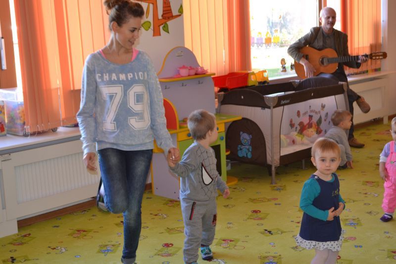 Uśmiechy na twarzach dzieci. Czego chcieć więcej?