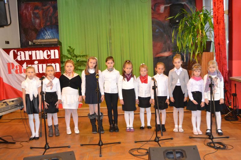 Pieśń patriotyczna łączy pokolenia