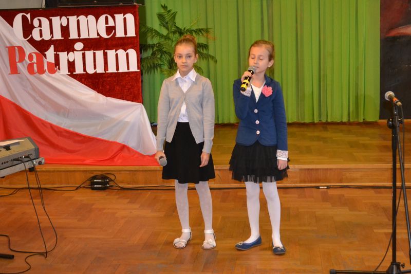 Pieśń patriotyczna łączy pokolenia