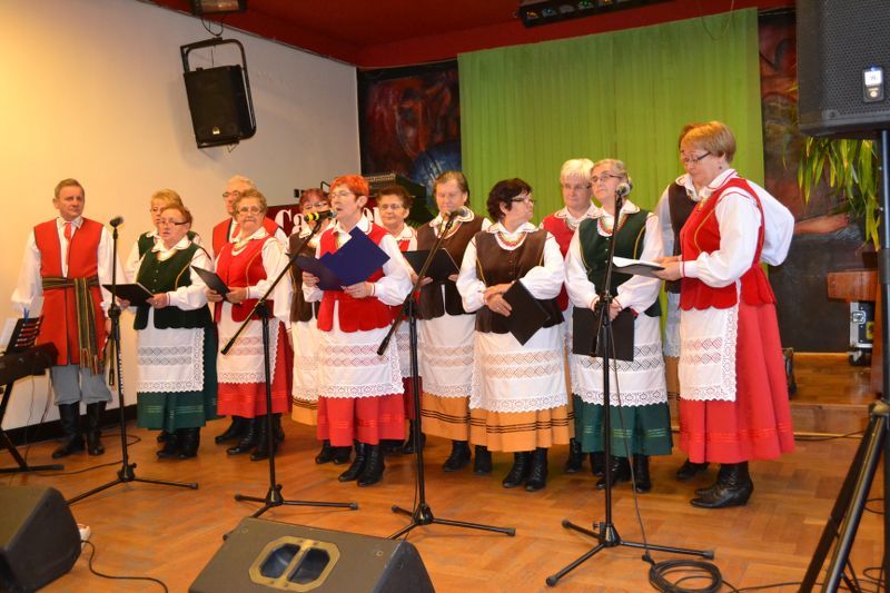 Pieśń patriotyczna łączy pokolenia