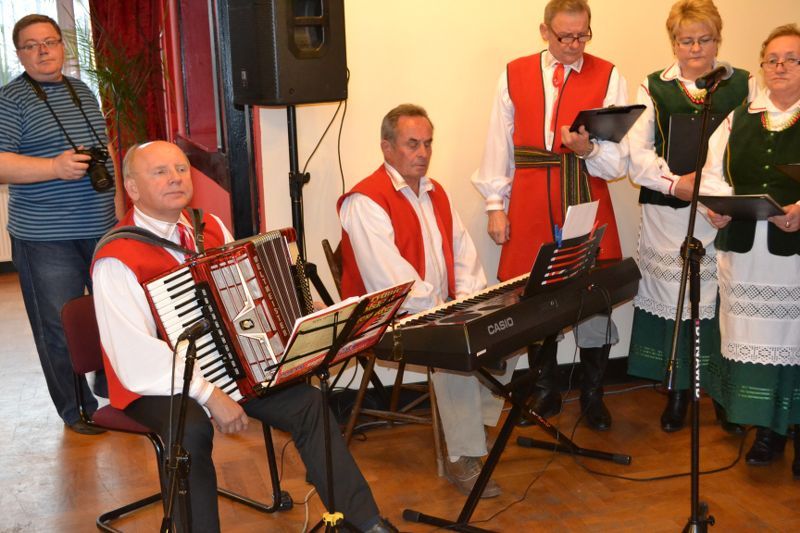 Pieśń patriotyczna łączy pokolenia