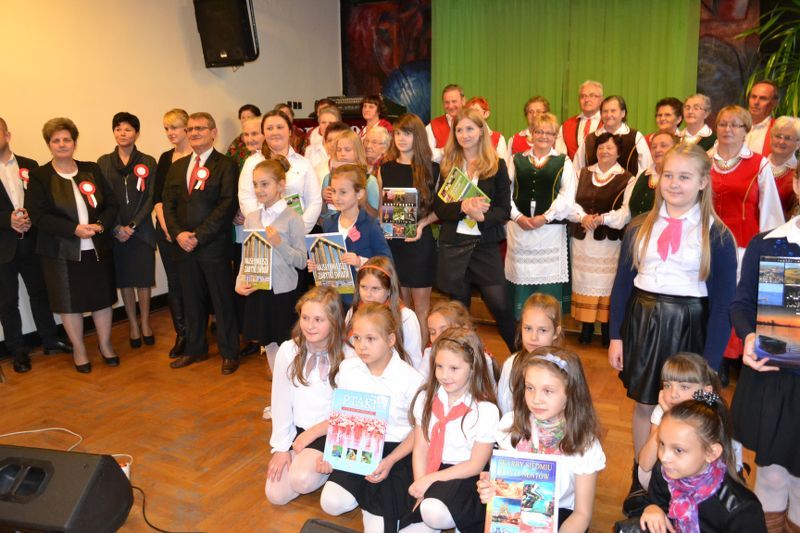 Pieśń patriotyczna łączy pokolenia