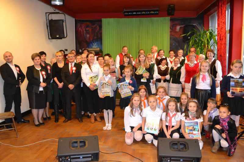 Pieśń patriotyczna łączy pokolenia