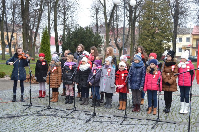 Zobacz  relacje z Narodowego Dnia Niepodległości w Kolnie (foto i video)