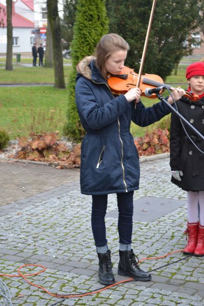 Zobacz  relacje z Narodowego Dnia Niepodległości w Kolnie (foto i video)