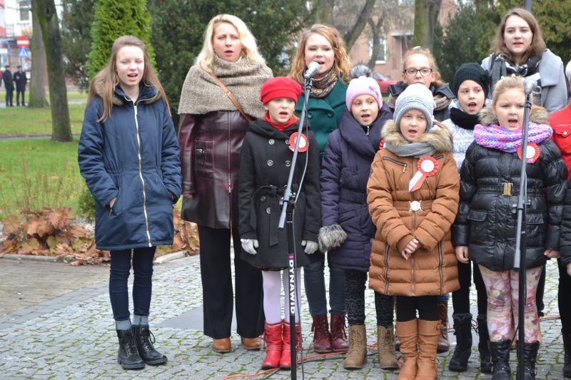 Zobacz  relacje z Narodowego Dnia Niepodległości w Kolnie (foto i video)