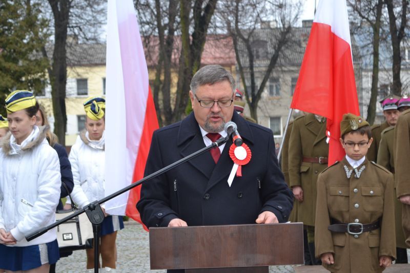 Zobacz  relacje z Narodowego Dnia Niepodległości w Kolnie (foto i video)