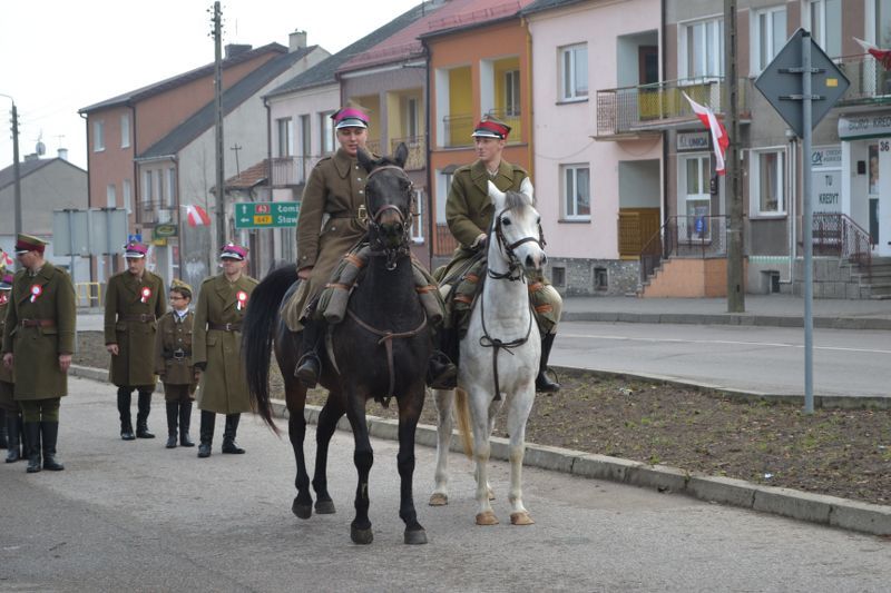 Zobacz  relacje z Narodowego Dnia Niepodległości w Kolnie (foto i video)