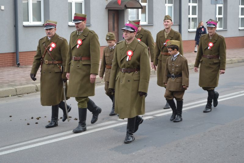 Zobacz  relacje z Narodowego Dnia Niepodległości w Kolnie (foto i video)