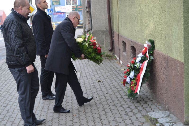 Zobacz  relacje z Narodowego Dnia Niepodległości w Kolnie (foto i video)