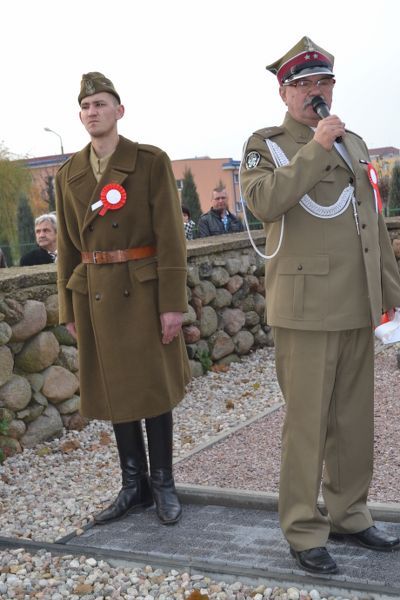 Zobacz  relacje z Narodowego Dnia Niepodległości w Kolnie (foto i video)