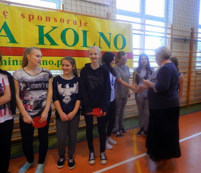 Powiatowa Gimnazjada w Drużynowym Tenisie Stołowym. Do rozgrywek zgłosiły się 4 drużyny dziewcząt i po raz pierwszy aż 7 drużyn chłopców