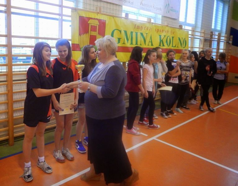 Powiatowa Gimnazjada w Drużynowym Tenisie Stołowym. Do rozgrywek zgłosiły się 4 drużyny dziewcząt i po raz pierwszy aż 7 drużyn chłopców