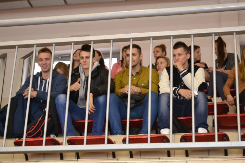 Drużyna dziewcząt z Łomży wygrywa wszystkie spotkania