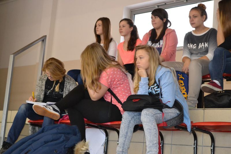 Drużyna dziewcząt z Łomży wygrywa wszystkie spotkania