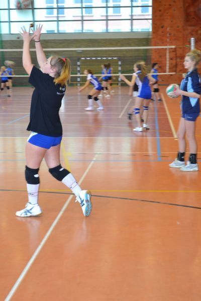 Drużyna dziewcząt z Łomży wygrywa wszystkie spotkania
