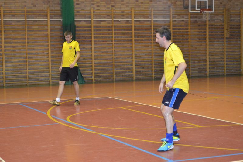 Odwróć tabelę, Mleczarnia na czele. Hat trick Marka Cichego