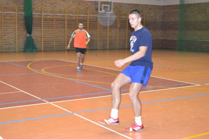 Odwróć tabelę, Mleczarnia na czele. Hat trick Marka Cichego