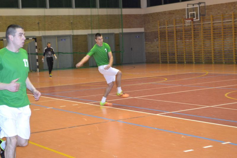 Odwróć tabelę, Mleczarnia na czele. Hat trick Marka Cichego