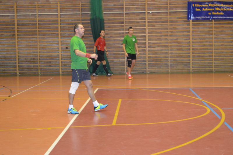 Odwróć tabelę, Mleczarnia na czele. Hat trick Marka Cichego