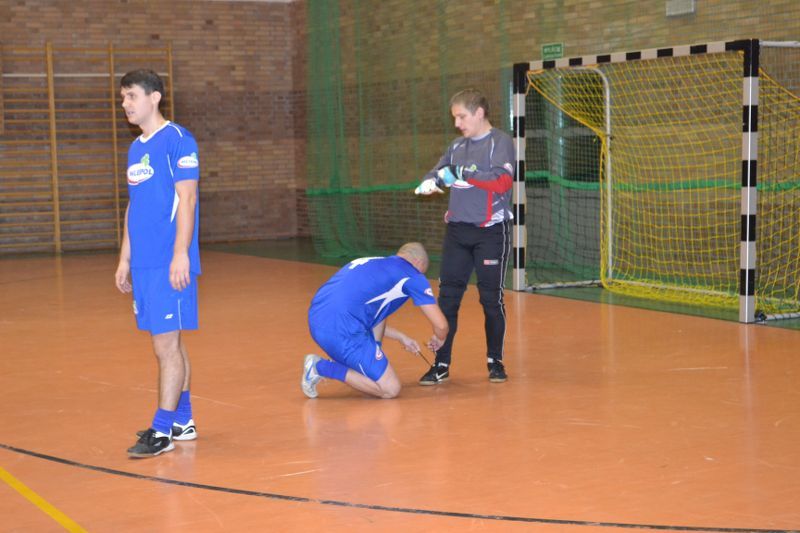 Odwróć tabelę, Mleczarnia na czele. Hat trick Marka Cichego