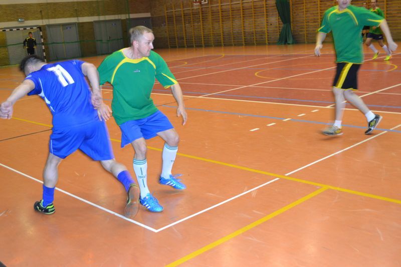 Odwróć tabelę, Mleczarnia na czele. Hat trick Marka Cichego
