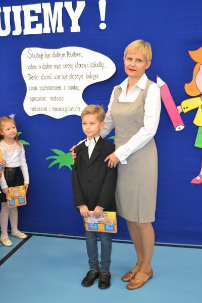 Ślubowanie klas pierwszych w Dwójce (zobacz zdjęcia i video)