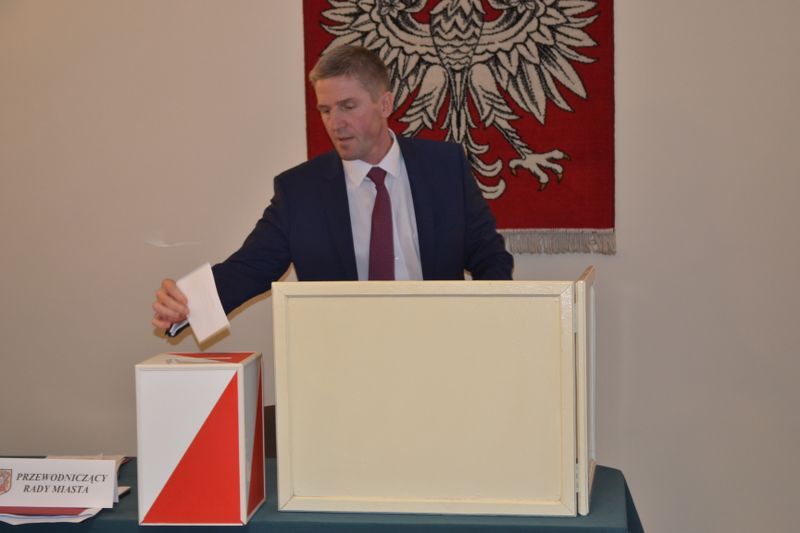 Śniadach dalej będzie przewodniczył obradom rady miejskiej